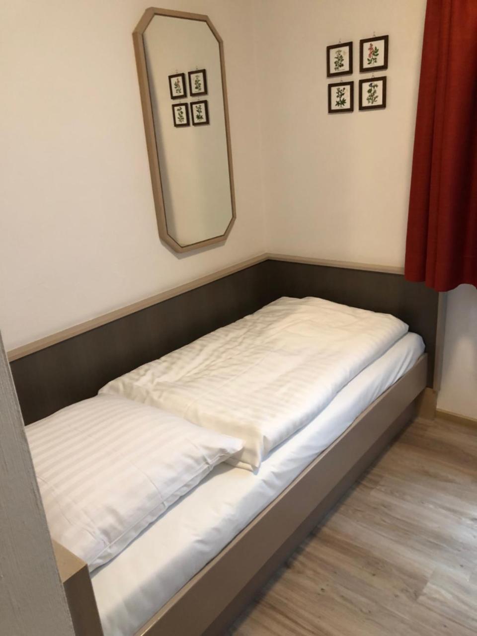 Gaestehaus Hotel Wilms Köln Dış mekan fotoğraf