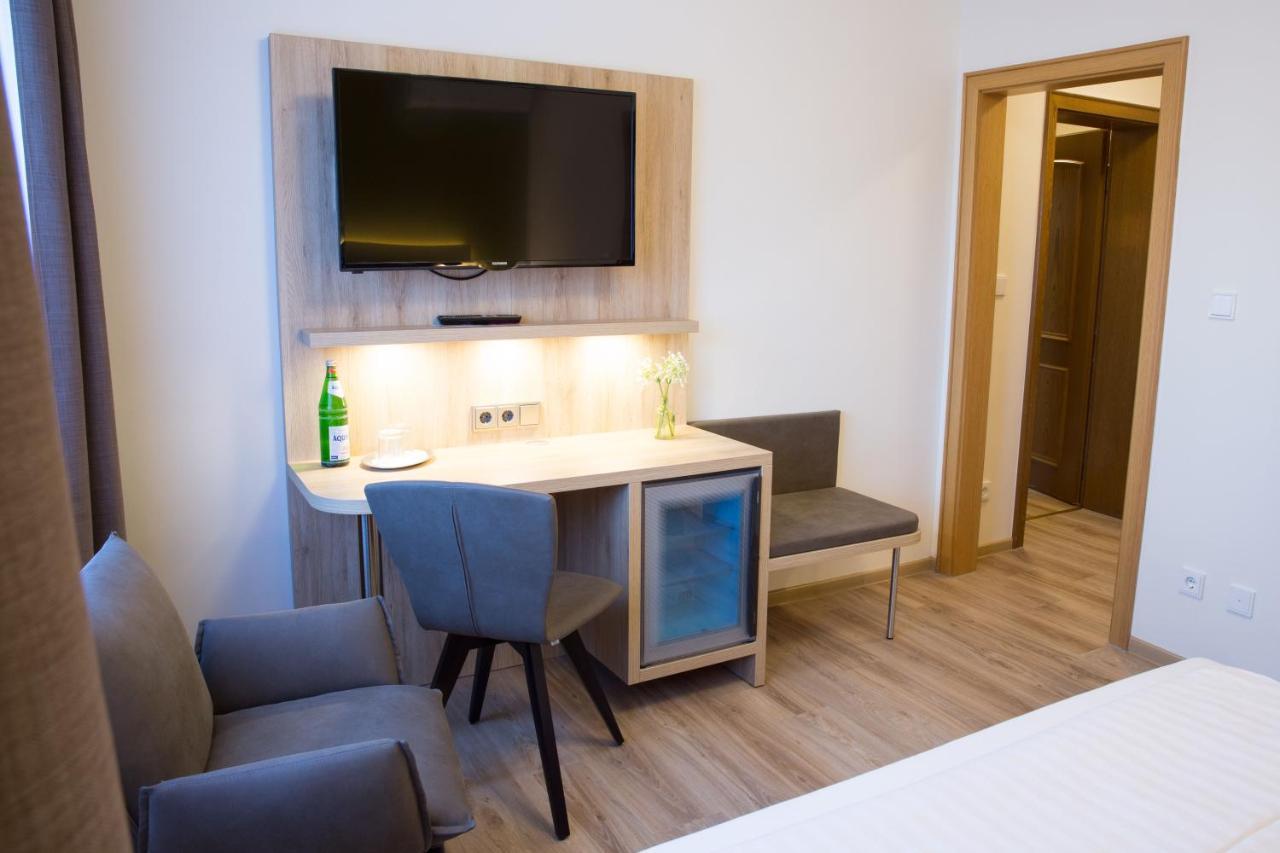 Gaestehaus Hotel Wilms Köln Dış mekan fotoğraf