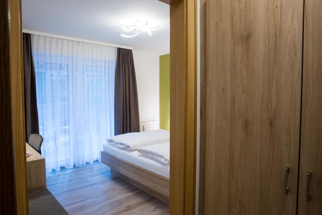 Gaestehaus Hotel Wilms Köln Dış mekan fotoğraf